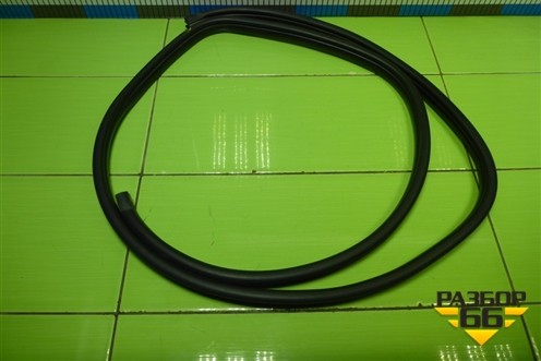 Уплотнитель двери передней левой для Hyundai Solaris с 2010-2016г (Солярис)