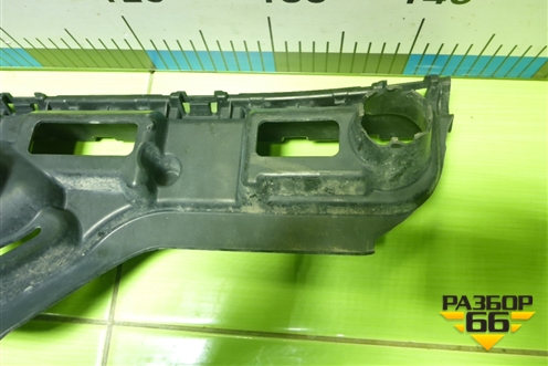 Кронштейн заднего бампера центральный (51127425449) для BMW X6 G06 с 2019г (Х6 Г06)