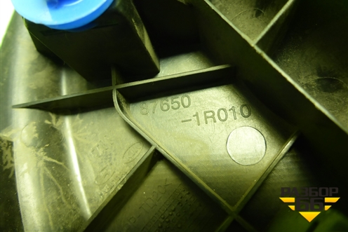 Накладка двери передней левой уголок (876501R010) для Hyundai Solaris с 2010-2016г (Солярис)