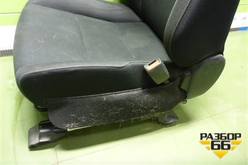 Сиденья комплект (AIR BAG подогрев) для Toyota Rav-4 с 2012-2019г (Рав 4)