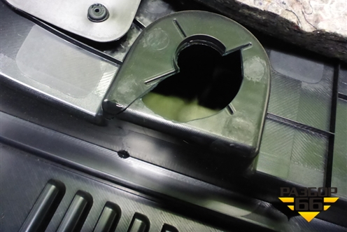 Обшивка багажника правая (нижняя) (6473042092) для Toyota Rav-4 с 2012-2019г (Рав 4)