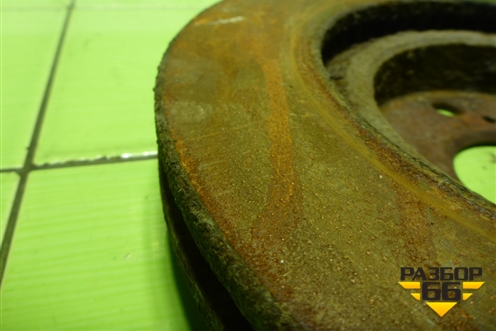 Диск тормозной передний вентилируемый для Toyota Rav-4 с 2012-2019г (Рав 4)