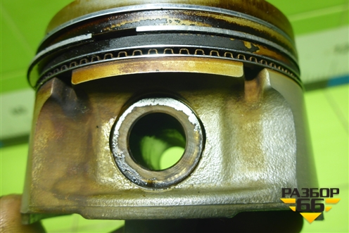 Поршень с шатуном (1.6л PSA) для Peugeot Partner Tepee с 2008г (Партнер Типпи)