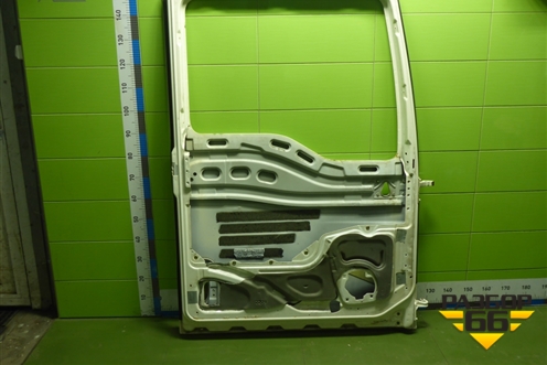 Дверь левая (810626004125) для Sitrak C7H (С7Н)