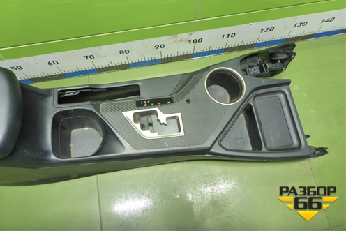 Подлокотник (5890142090) для Toyota Rav-4 с 2012-2019г (Рав 4)