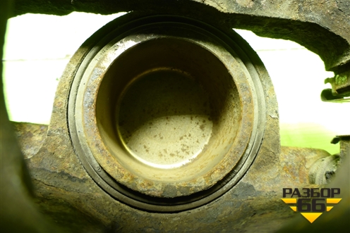 Суппорт передний левый для Toyota Rav-4 с 2012-2019г (Рав 4)