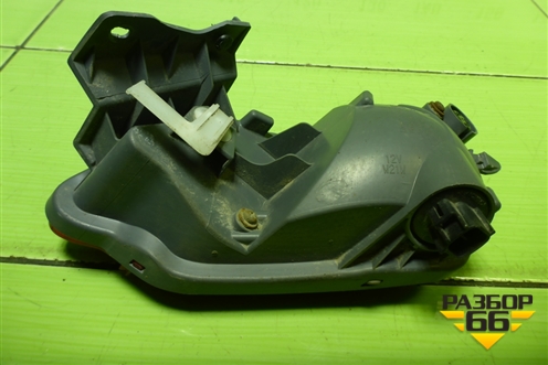 Фонарь в задний бампер левый для Toyota Rav-4 с 2012-2019г (Рав 4)