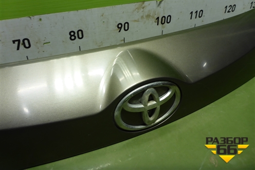 Накладка двери багажника (7680142220) для Toyota Rav-4 с 2012-2019г (Рав 4)