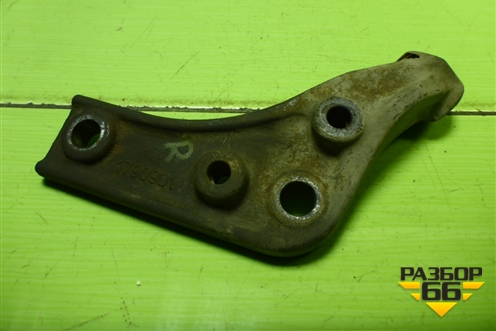 Кронштейн переднего бампера правый  (1790901) для Scania 4 Series с 1995-2005г