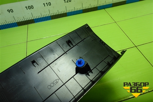 Обшивка двери багажника (верхняя) (81761D7000) для Hyundai Tucson с 2015-2022г (Туксон)