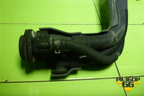 Горловина топливного бака для Hyundai Solaris с 2010-2016г (Солярис)