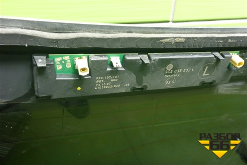 Стекло заднее для Volkswagen Passat (B6) с 2005-2010г (Пассат Б6)