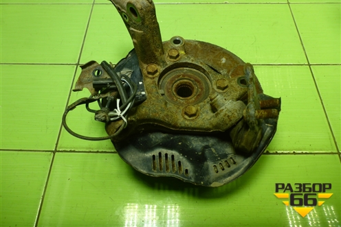 Кулак поворотный передний левый для Toyota Corolla (E15) с 2006-2013г (Королла 150)