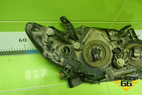 Фара левая (до 2010г галоген) (8117012A60) для Toyota Corolla (E15) с 2006-2013г (Королла 150)