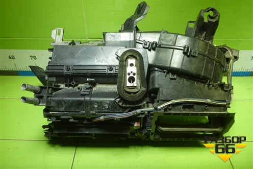 Корпус отопителя (8701002C60) для Toyota Auris с 2006-2012г (Аурис)