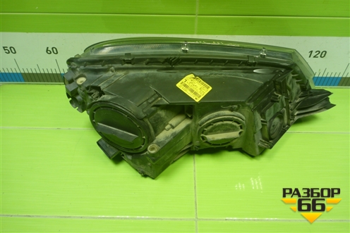 Фара левая (после 2013г галоген) (5L1941015D) для Skoda Yeti с 2009г (Етти)