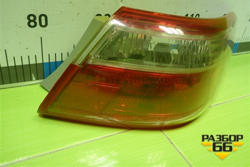 Фонарь задний наружный правый (не оригинал) (8155133360) для Toyota Camry V40 с 2006-2011г (Камри)
