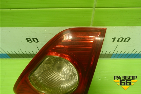 Фонарь задний внутренний правый (до 2010г) (8158112110) для Toyota Corolla (E15) с 2006-2013г (Королла 150)