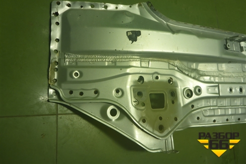 Панель задняя для Toyota Auris с 2006-2012г (Аурис)