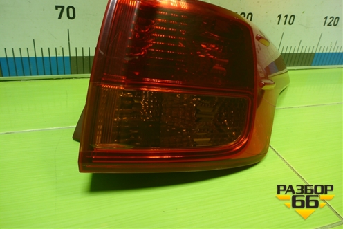 Фонарь задний наружный правый (до 2015г) (8155142170) для Toyota Rav-4 с 2012-2019г (Рав 4)
