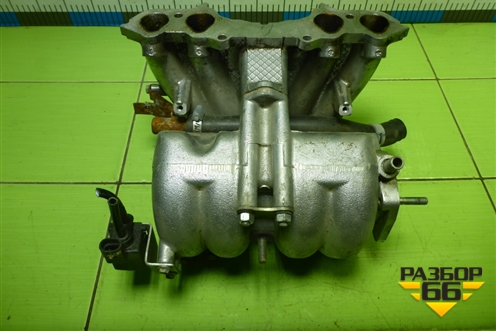 Коллектор впускной (21231008015) для VAZ Chevrolet Niva/Нива с 2002-2020г