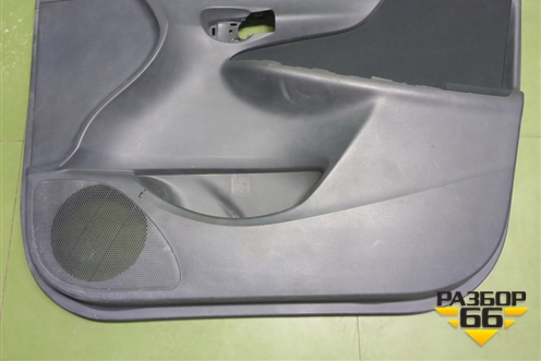 Обшивка двери передней правой под электрику (6776312140) для Toyota Corolla (E15) с 2006-2013г (Королла 150)