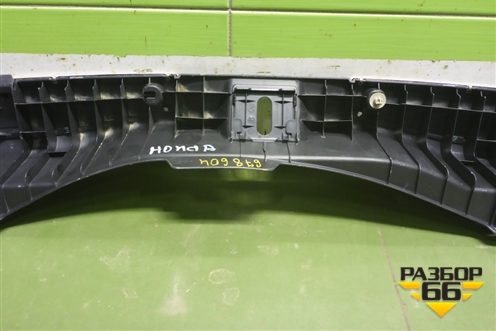 Обшивка багажника на заднюю панель (84640SWWE0) для Honda CR-V(RE) с 2006-2012г (ЦРВ СРВ)