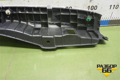 Обшивка багажника на заднюю панель (84640SWWE0) для Honda CR-V(RE) с 2006-2012г (ЦРВ СРВ)
