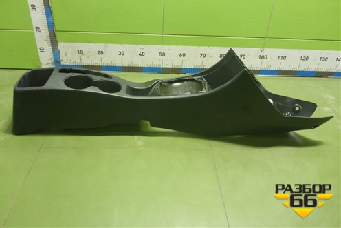 Консоль (846121R000) для Hyundai Solaris с 2010-2016г (Солярис)