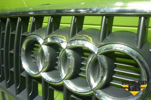 Решетка радиатора (до 2014г) (8U0853651H) для Audi Q3 с 2011-2018г (Ку 3)