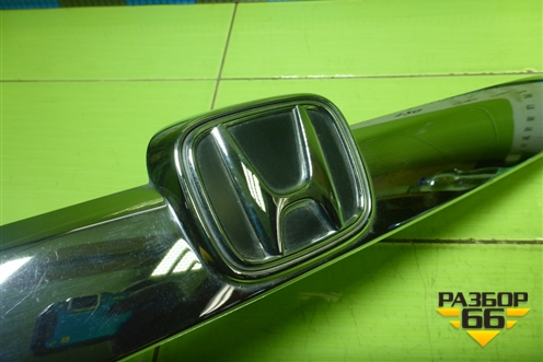 Накладка двери багажника (74890SWWE01) для Honda CR-V(RE) с 2006-2012г (ЦРВ СРВ)