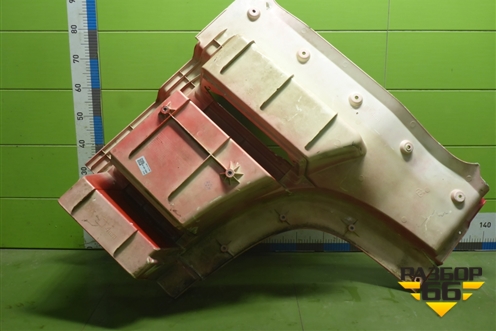 Корпус подножки правой (8405224C6201) для Dongfeng DFH4180