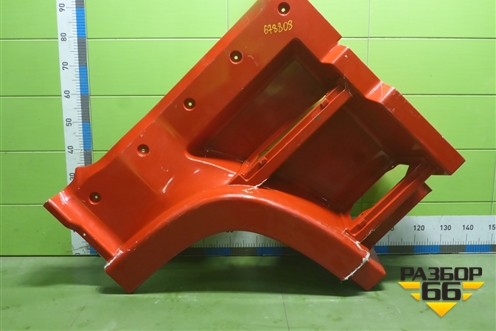 Корпус подножки правой (8405224C6201) для Dongfeng DFH4180