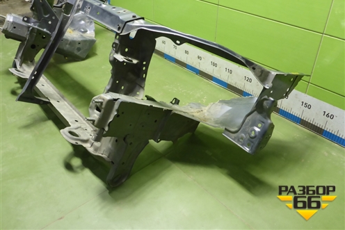 Панель передняя для Toyota Corolla Spacio с 2001-2007г