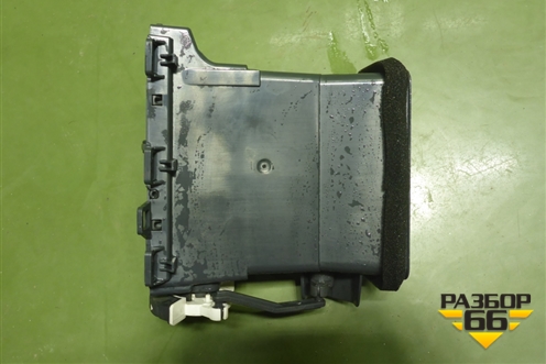 Дефлектор воздушный правый  (5305050C6201) для Dongfeng DFH4180