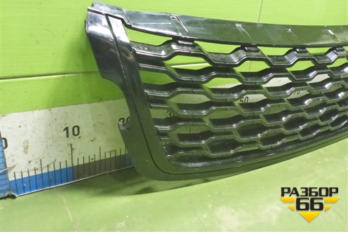 Решетка радиатора (J8A28200DD) для Land Rover Range Rover Velar с 2017г (Велар)