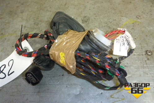 Проводка двери передней правой для Skoda Octavia (А5) с 2004-2013г (Октавия)