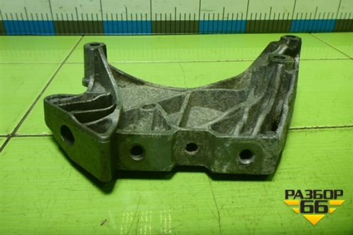 Кронштейн двигателя правый (1.8л BZB)  (06J199207K) для Volkswagen Passat-CC с 2008г (Пассат ЦЦ)