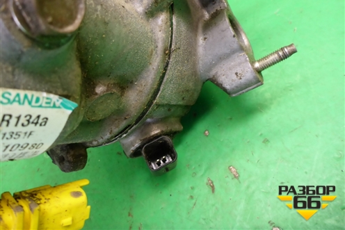 Компрессор кондиционера (2.0л EW10A) (6453QJ 9651910980) для Citroen C4 с 2005-2011г (С4)
