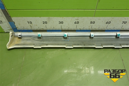 Накладка на порог наружная правая (609000959AA) для Kaiyi E5 с 2021г (Е5)