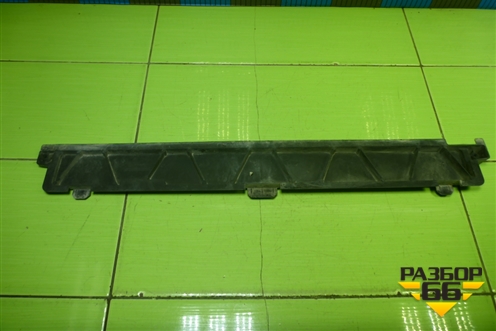 Кронштейн передней панели (6RU806249) для Skoda Rapid с 2013г (Рапид)