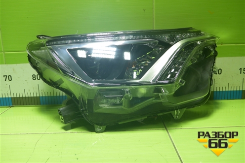 Фара правая (после 2015г галоген не оргинал) для Toyota Rav-4 с 2012-2019г (Рав 4)