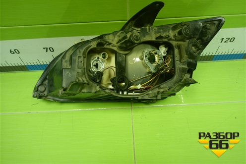 Фара правая (галоген) (5M5113W029СС) для Ford Focus 2 с 2005-2008г (Фокус)