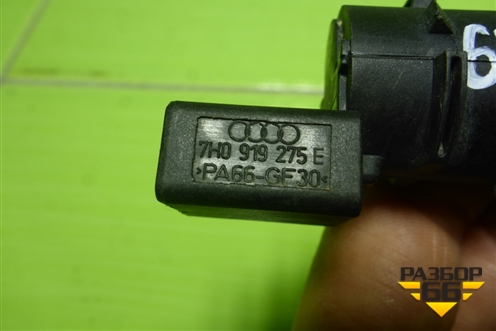 Датчик парковки задний (7H0919275E) для Audi A6 (C6) с 2004-2011г (А6)