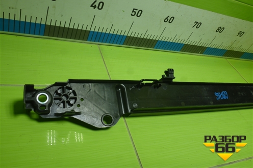Кронштейн радиатора верхний (1671236080) для Toyota Rav-4 с 2012-2019г (Рав 4)