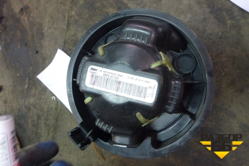 Моторчик отопителя для Peugeot 207 с 2006-2015г